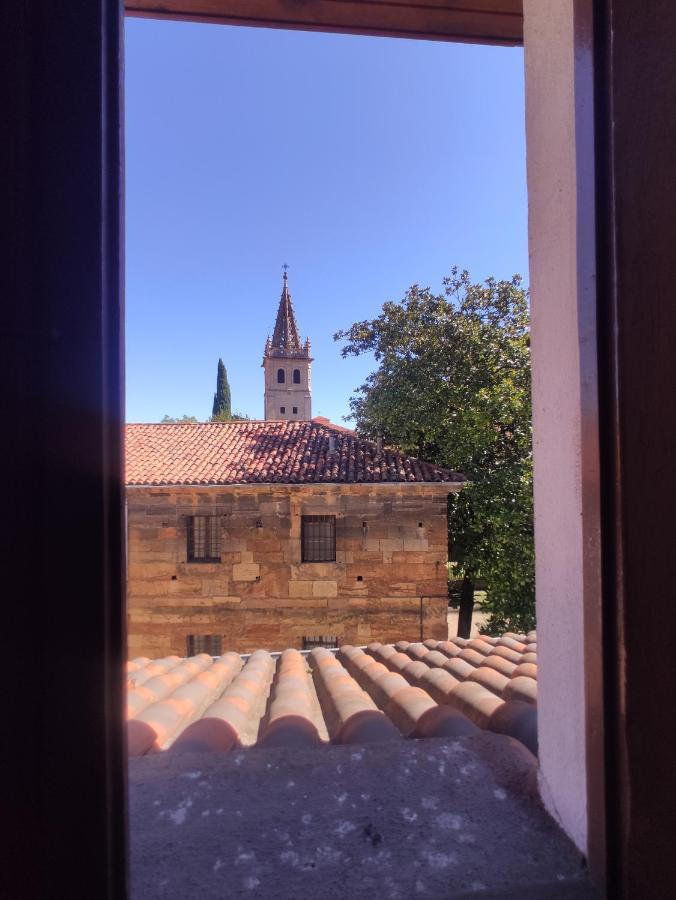 Alojamiento Oviedo 2 Con Parking Buitenkant foto