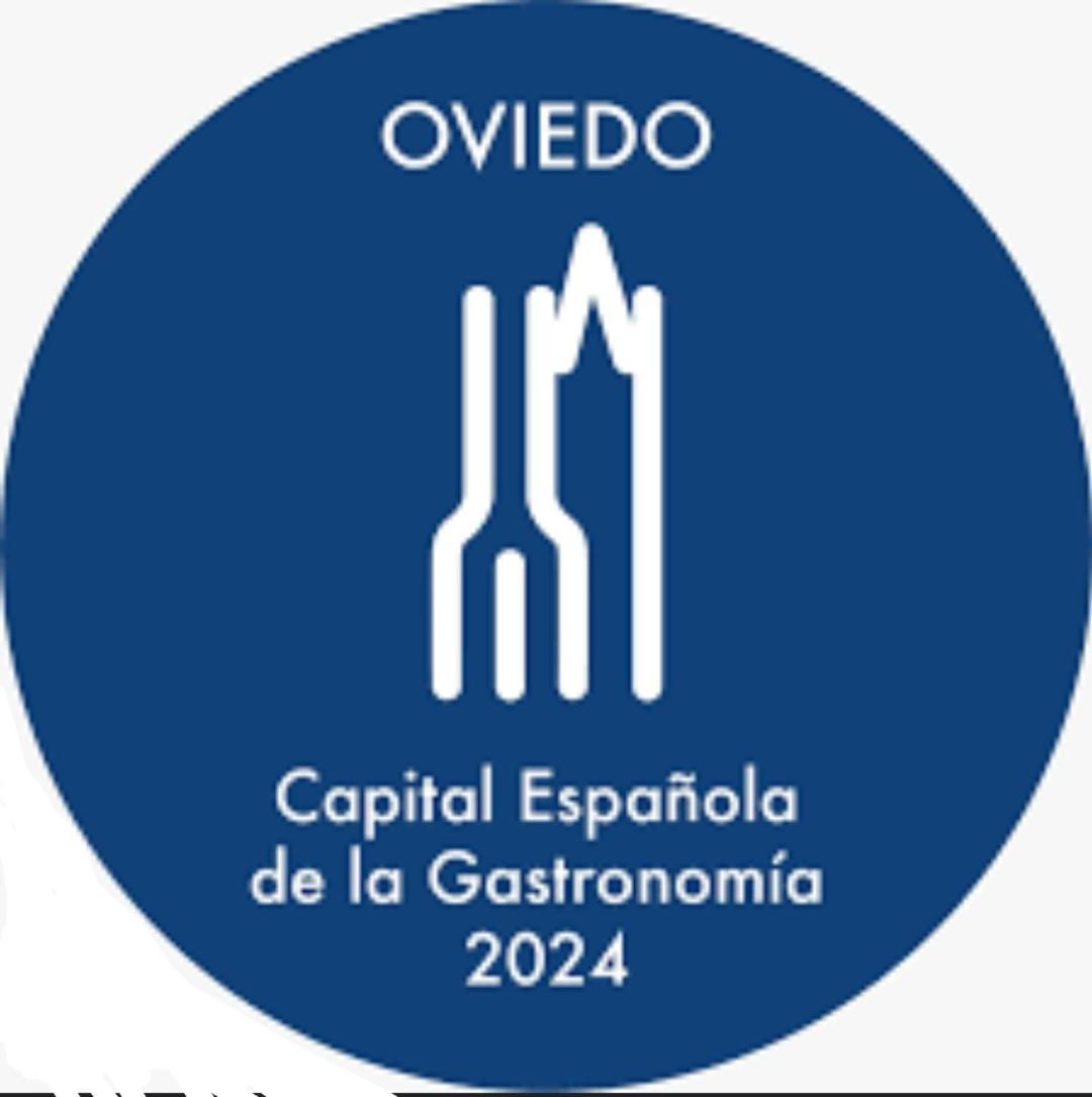 Alojamiento Oviedo 2 Con Parking Buitenkant foto